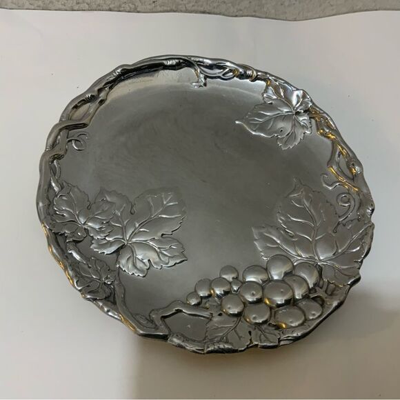 New Arthur Court Design Grape Plate 8" - Picture 2 of 8